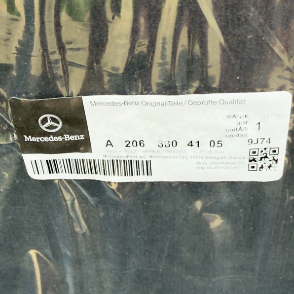 Other - Mercedes-Benz Original Car Part/Floor mats set